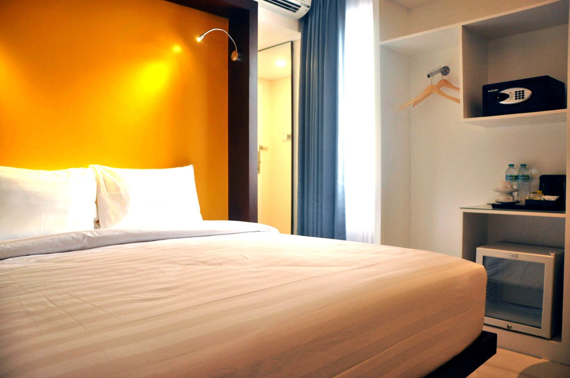 Grand Picasso Hotel Giacarta Esterno foto