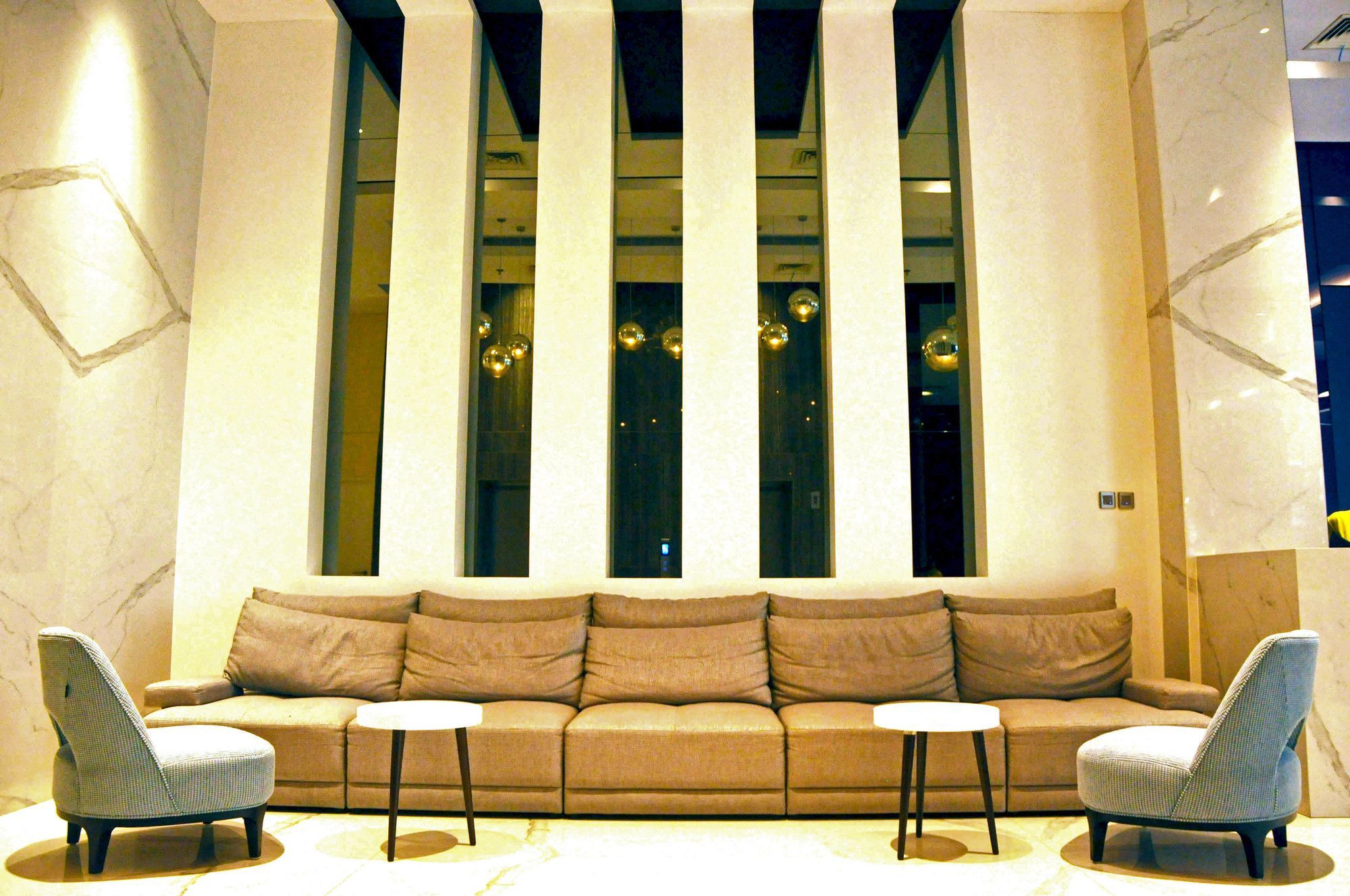 Grand Picasso Hotel Giacarta Esterno foto